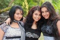 Uyir Ezhuthu Spicy Stills